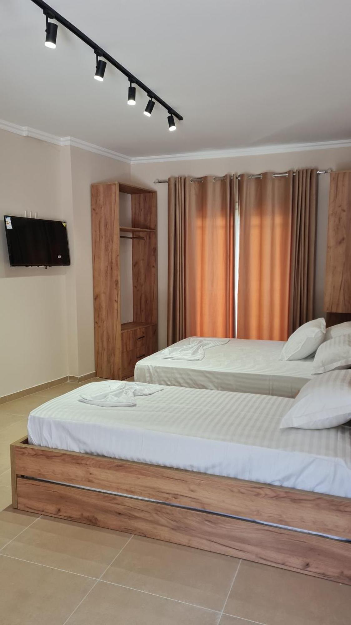 Sol Apartments Gjiri Lalzit Durres Exterior photo