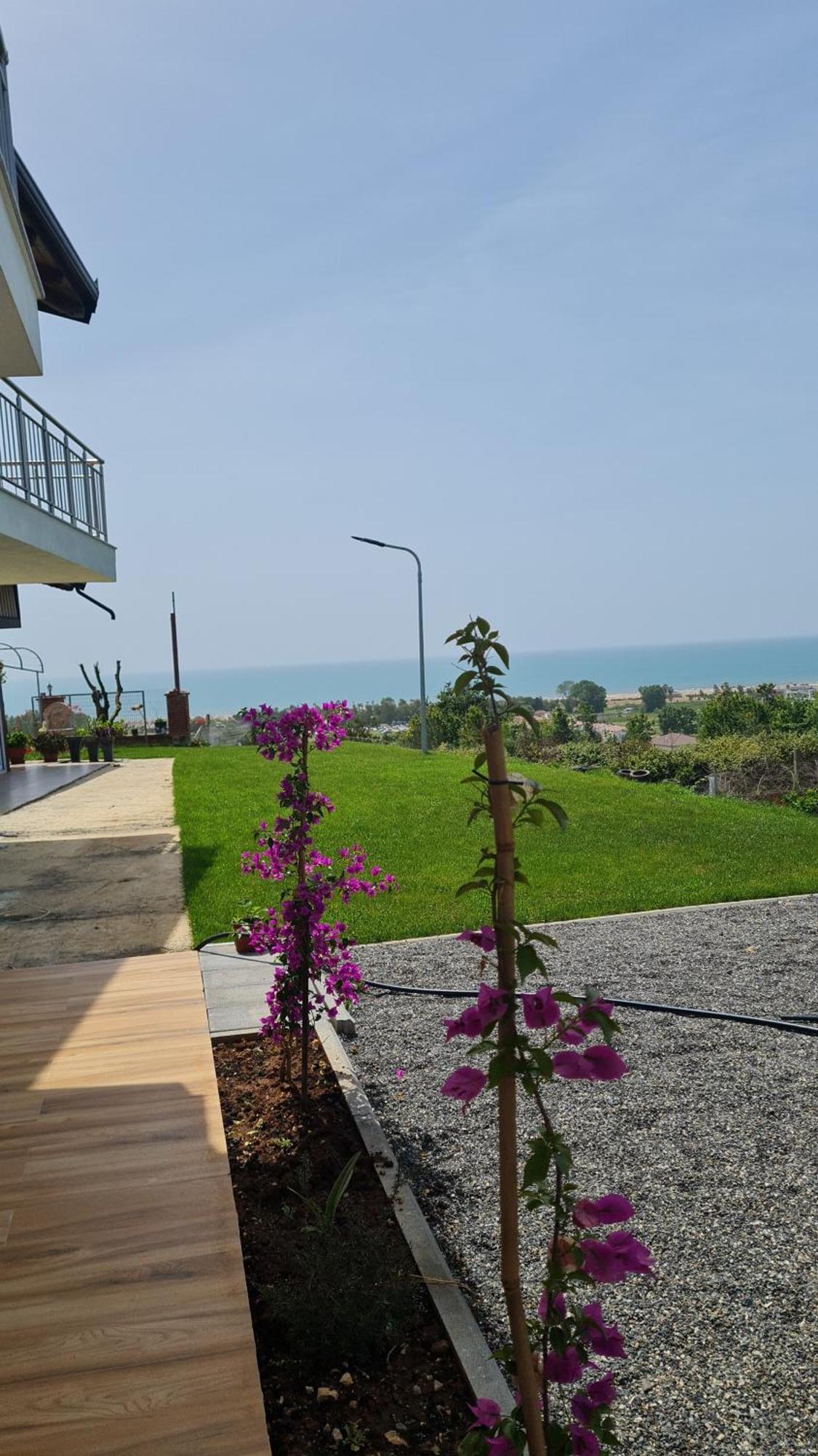 Sol Apartments Gjiri Lalzit Durres Exterior photo