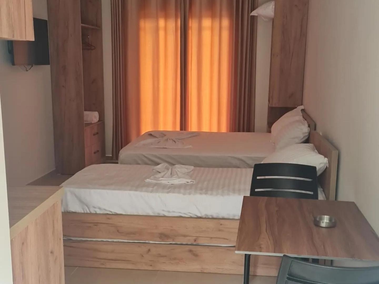 Sol Apartments Gjiri Lalzit Durres Exterior photo